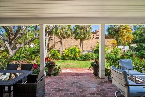813 Hudson Avenue Sarasota FL 34236