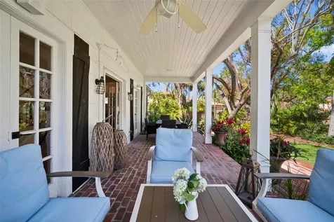813 Hudson Avenue Sarasota FL 34236
