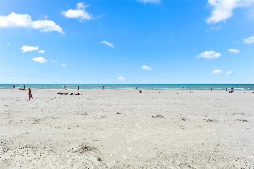 548 Beach Road Sarasota FL 34242