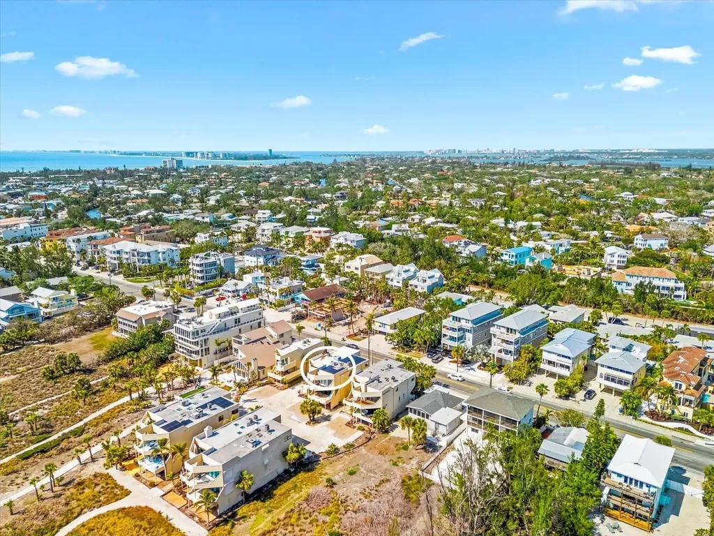 548 Beach Road Sarasota FL 34242