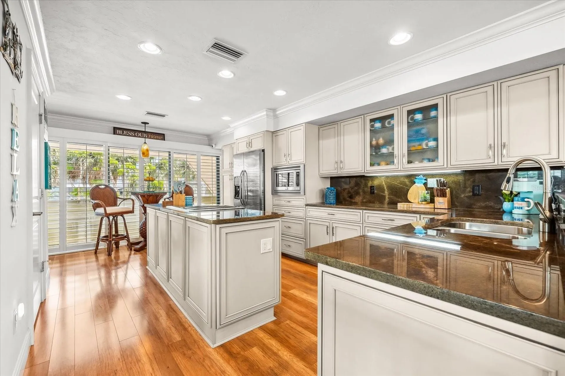548 Beach Road Sarasota FL 34242