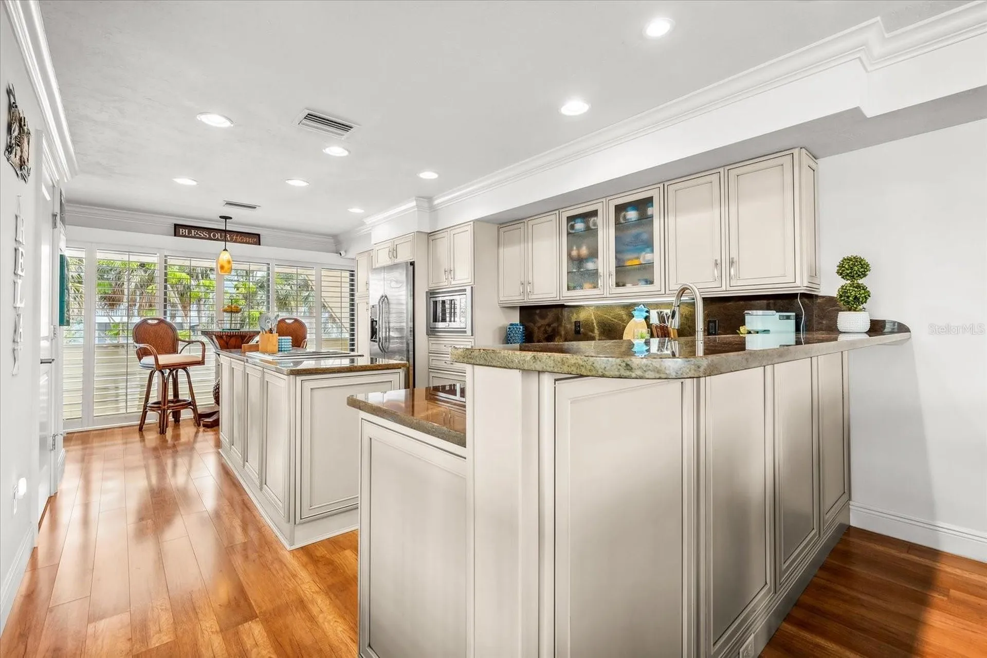 548 Beach Road Sarasota FL 34242