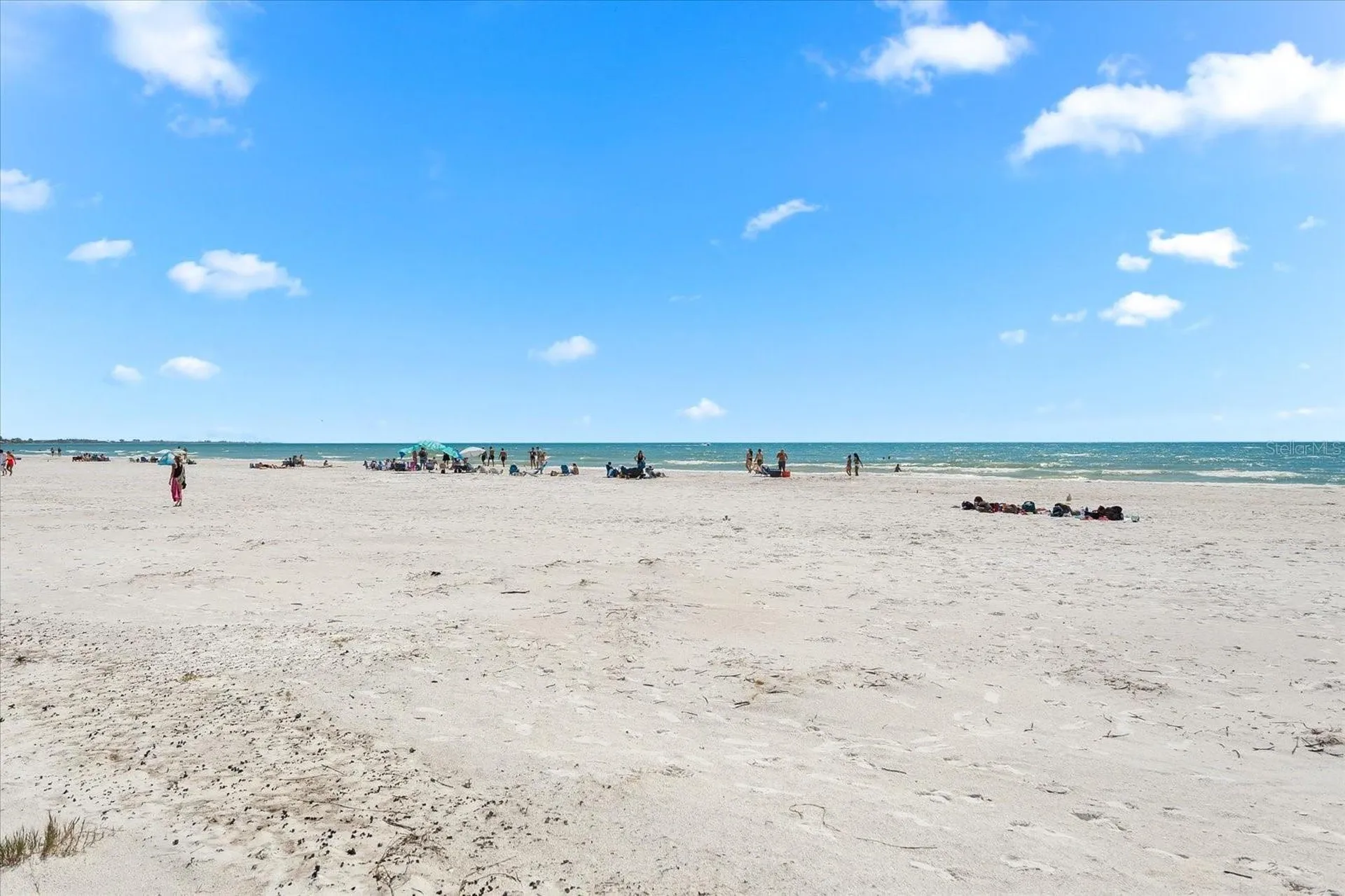 548A Beach Road Sarasota FL 34242