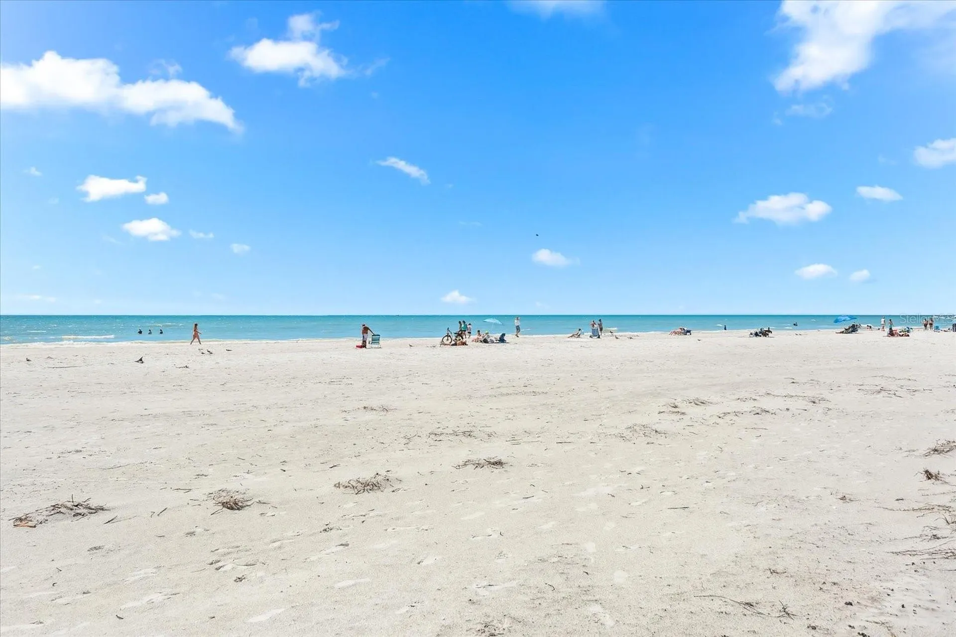 548A Beach Road Sarasota FL 34242