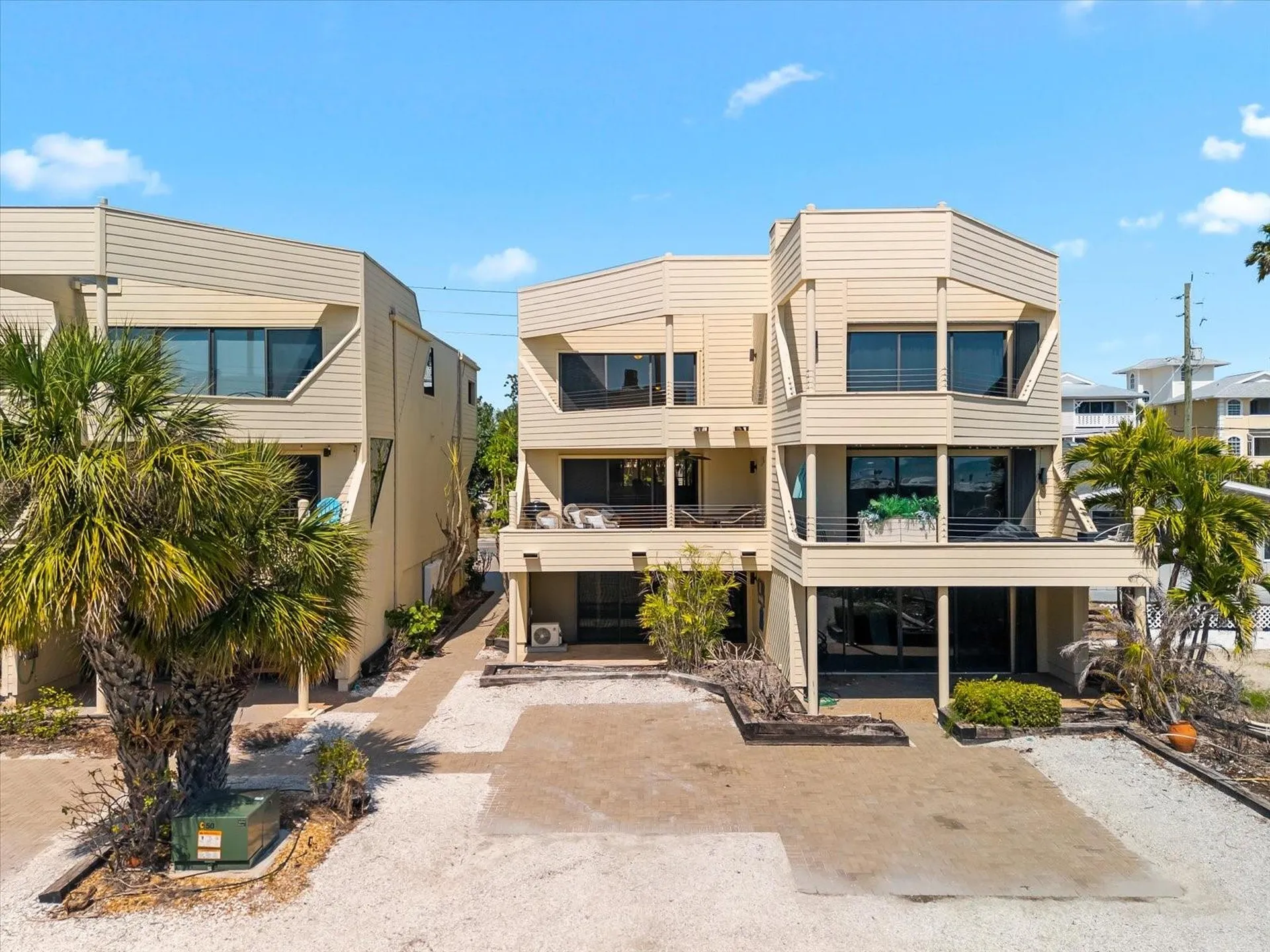548 Beach Road Sarasota FL 34242