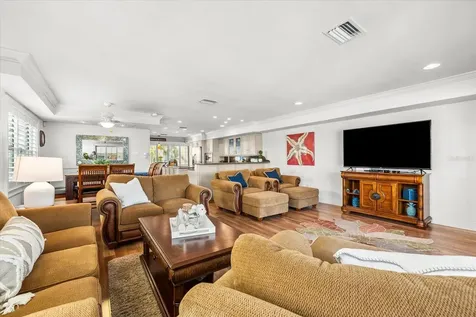548 Beach Road Sarasota FL 34242