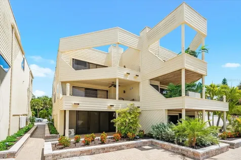 548 Beach Road Sarasota FL 34242