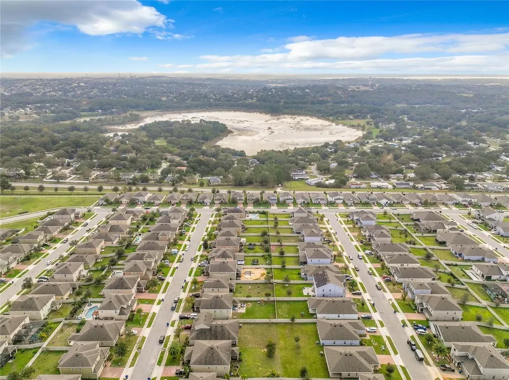 1300 Cavender Creek Road Minneola FL 34715