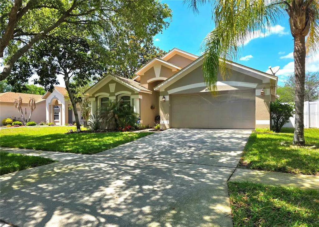 2608 Vinedale Avenue Valrico FL 33596