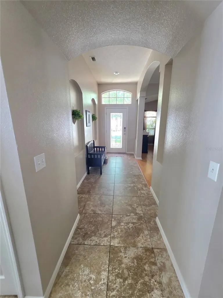 2608 Vinedale Avenue Valrico FL 33596