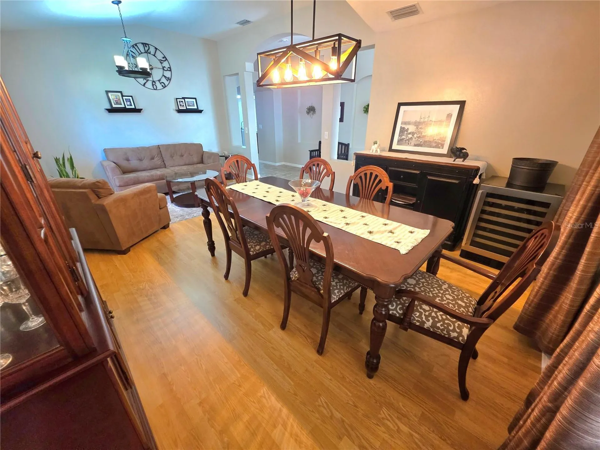 2608 Vinedale Avenue Valrico FL 33596
