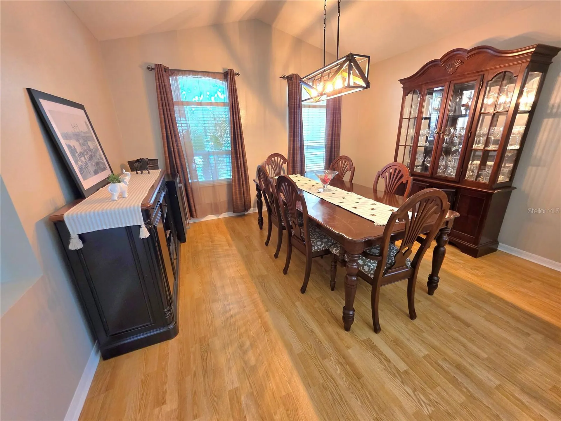 2608 Vinedale Avenue Valrico FL 33596