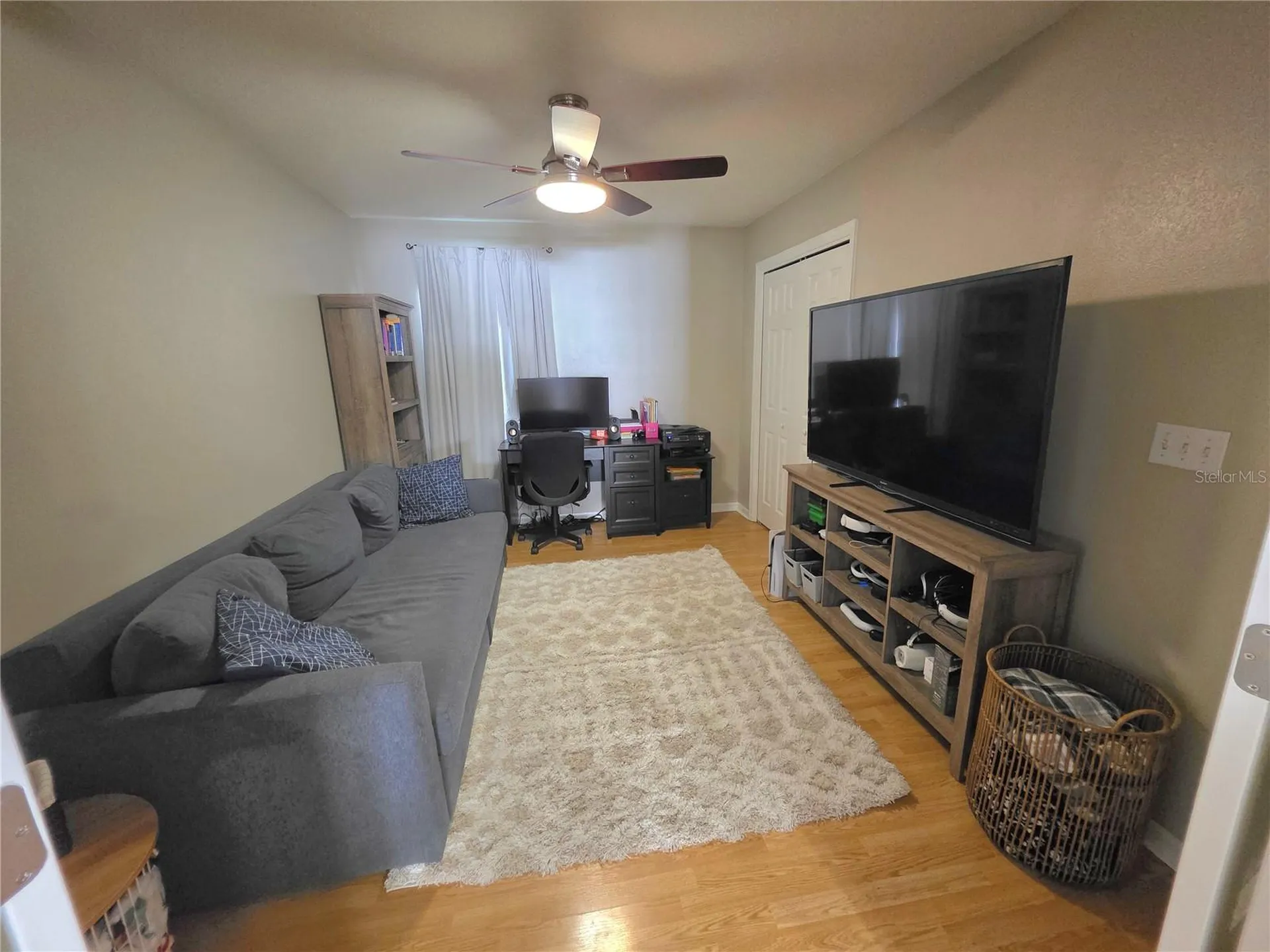 2608 Vinedale Avenue Valrico FL 33596