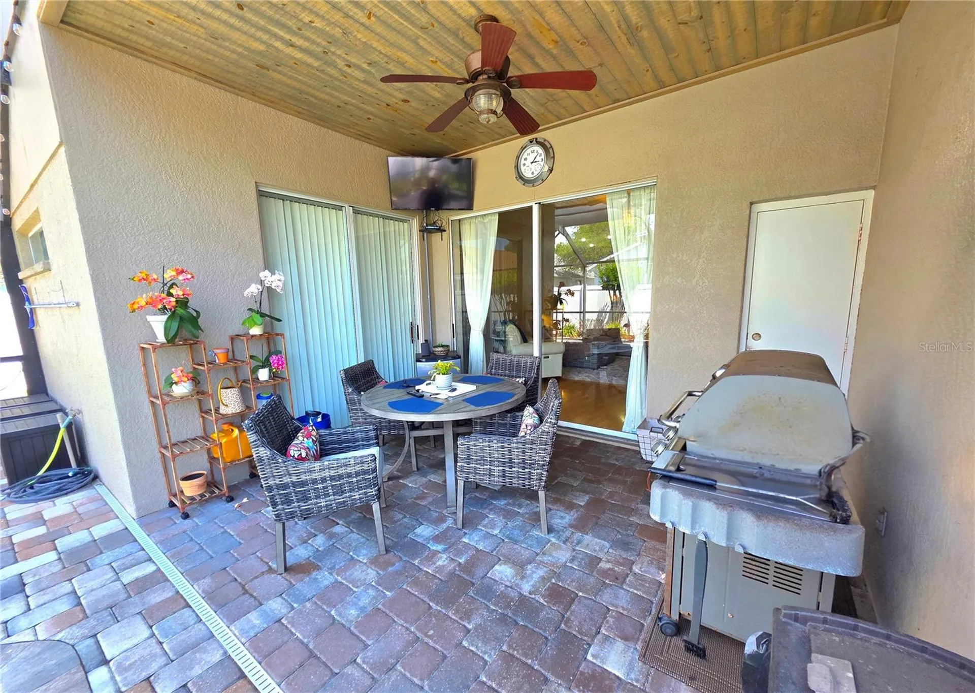 2608 Vinedale Avenue Valrico FL 33596