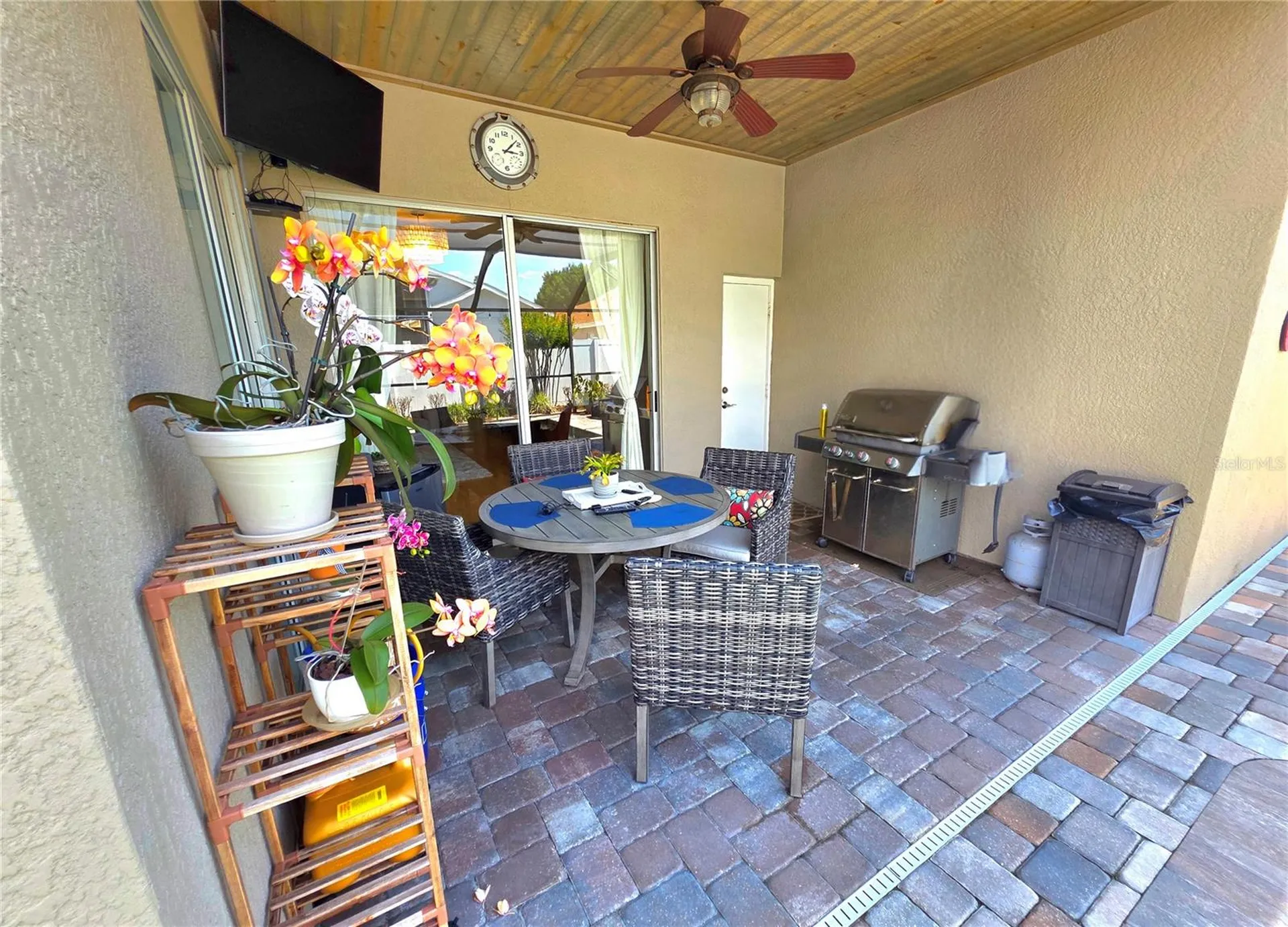 2608 Vinedale Avenue Valrico FL 33596