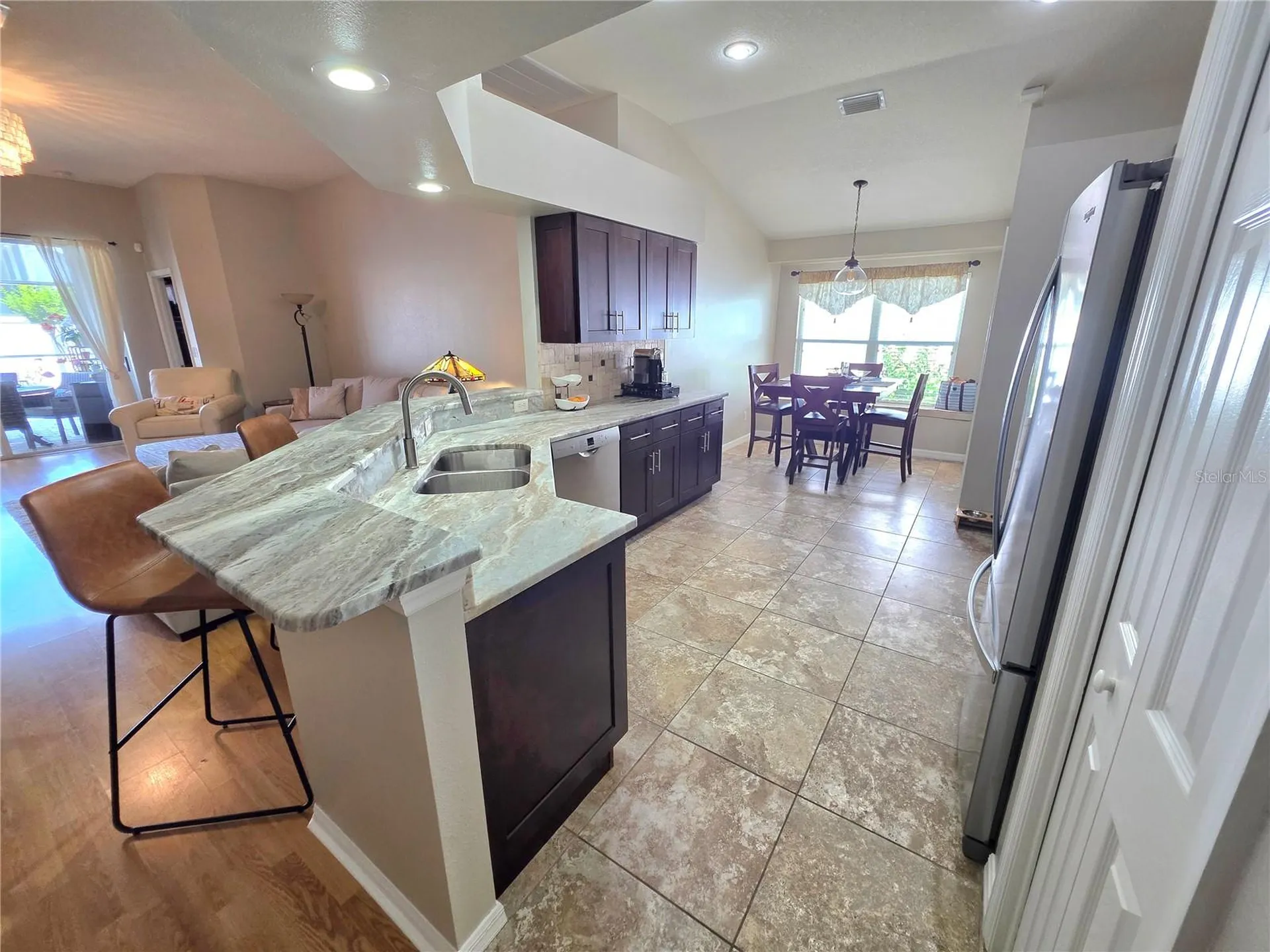 2608 Vinedale Avenue Valrico FL 33596