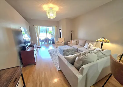 2608 Vinedale Avenue Valrico FL 33596