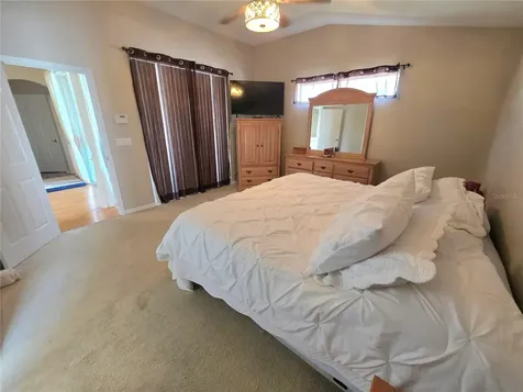 2608 Vinedale Avenue Valrico FL 33596