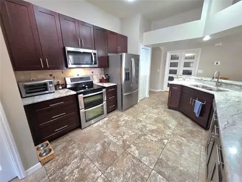 2608 Vinedale Avenue Valrico FL 33596