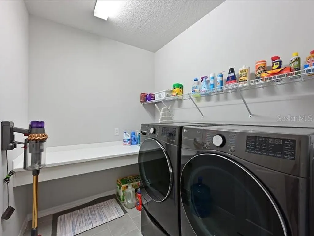 8251 Abalone Loop Parrish FL 34219