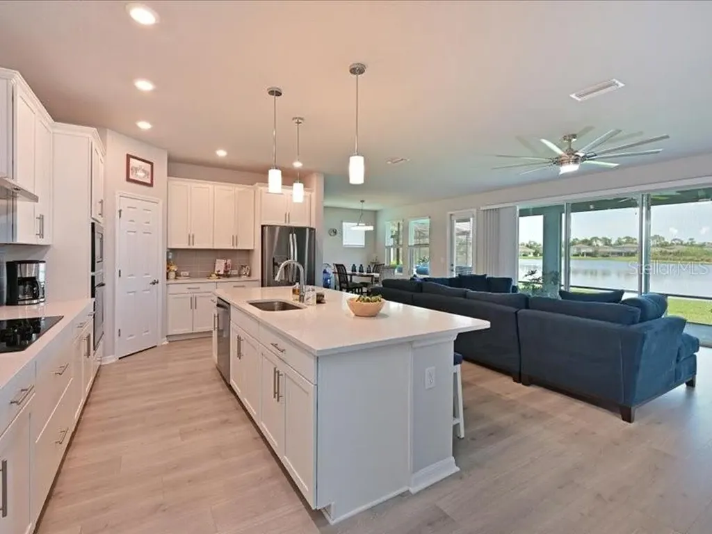 8251 Abalone Loop Parrish FL 34219