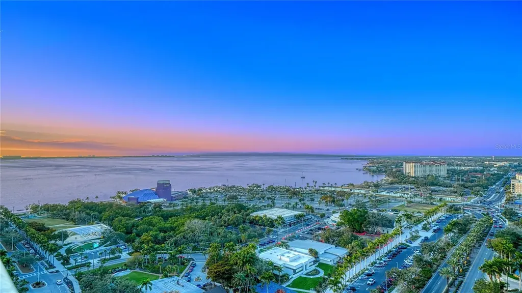540 N Tamiami Trail Sarasota FL 34236