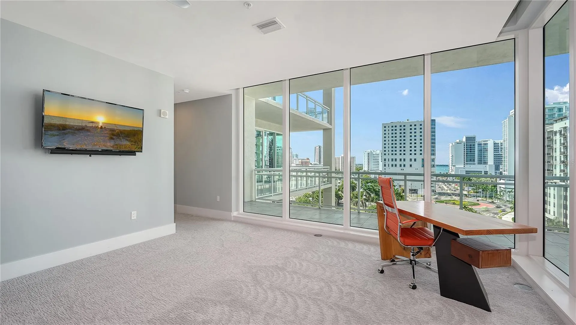 540 N Tamiami Trail Sarasota FL 34236