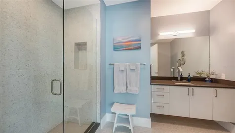 540 N Tamiami Trail Sarasota FL 34236