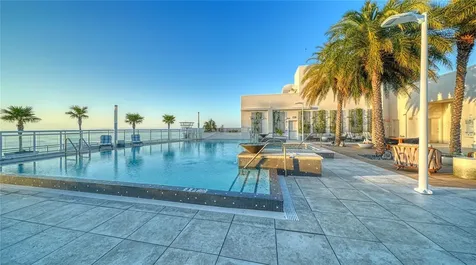 540 N Tamiami Trail Sarasota FL 34236