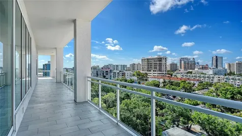 540 N Tamiami Trail Sarasota FL 34236