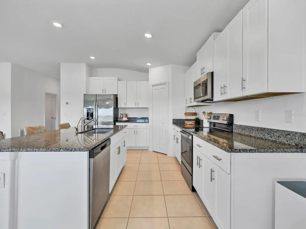 13265 Great Plains Drive Riverview FL 33579