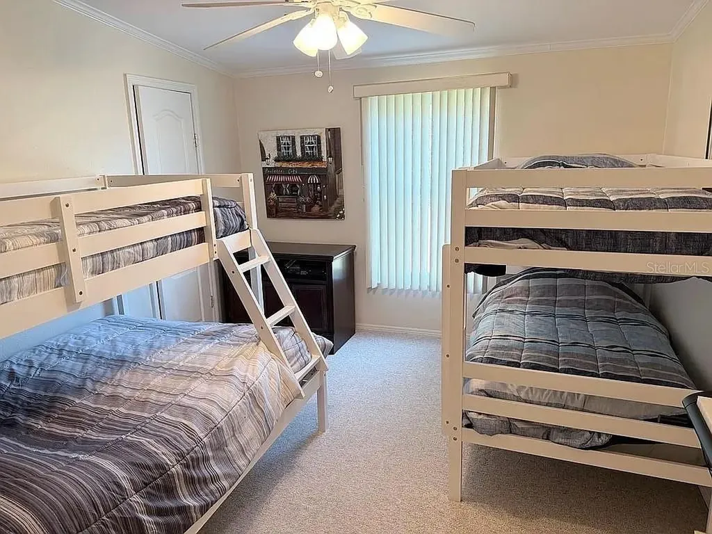 2086 Starboard Drive Geneva FL 32732