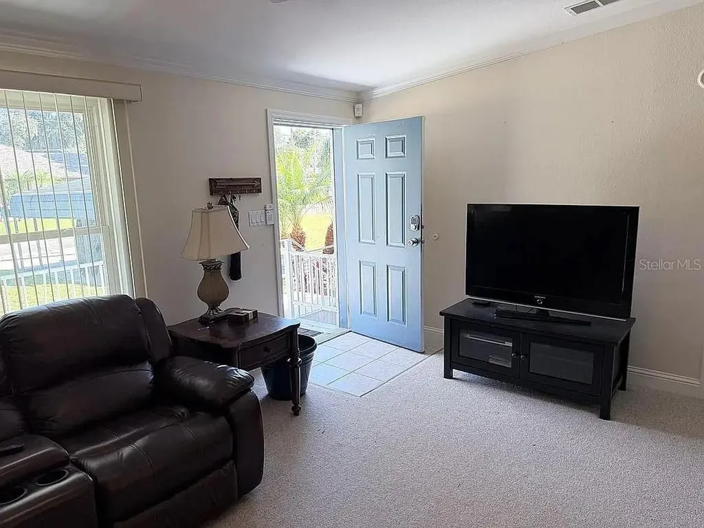 2086 Starboard Drive Geneva FL 32732