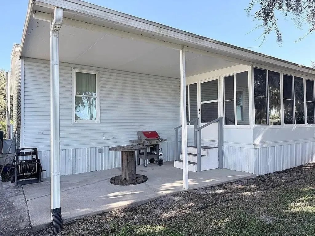 2086 Starboard Drive Geneva FL 32732
