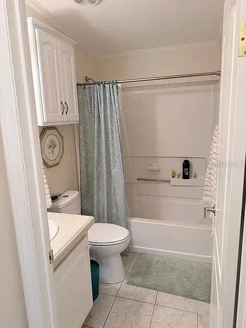 2086 Starboard Drive Geneva FL 32732