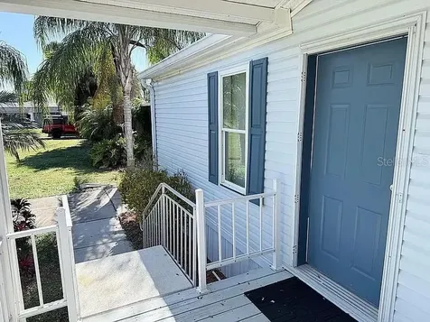 2086 Starboard Drive Geneva FL 32732