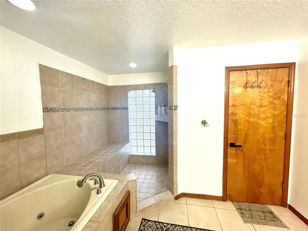 1729 Buckhorn Place Orlando FL 32825