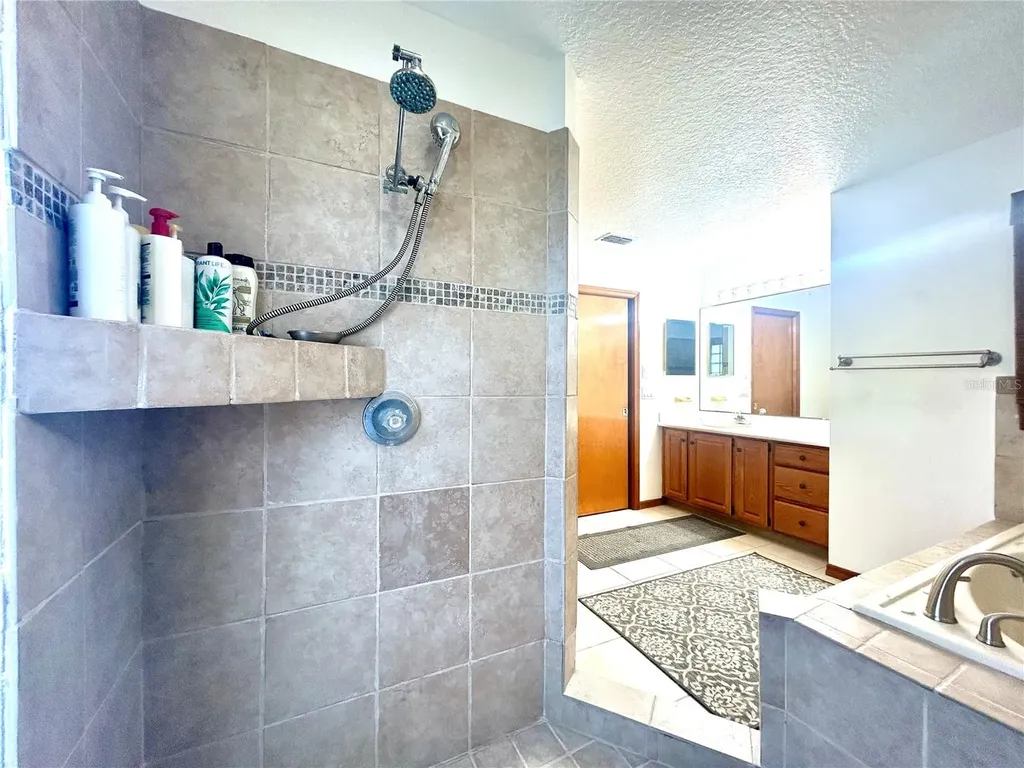 1729 Buckhorn Place Orlando FL 32825