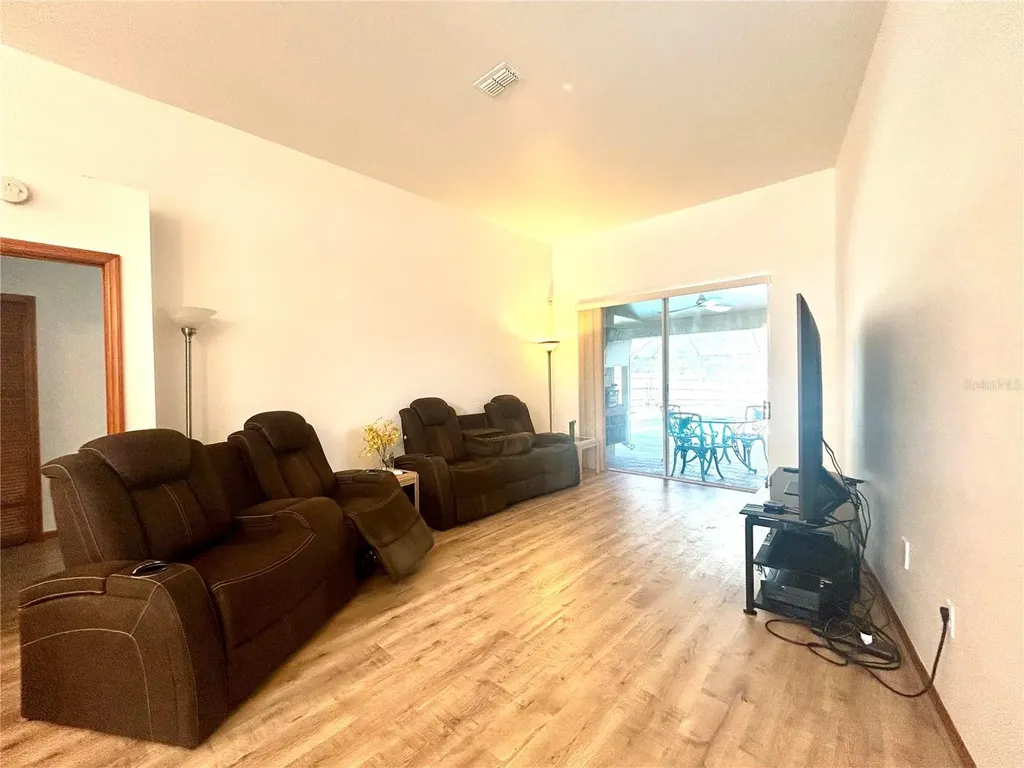 1729 Buckhorn Place Orlando FL 32825