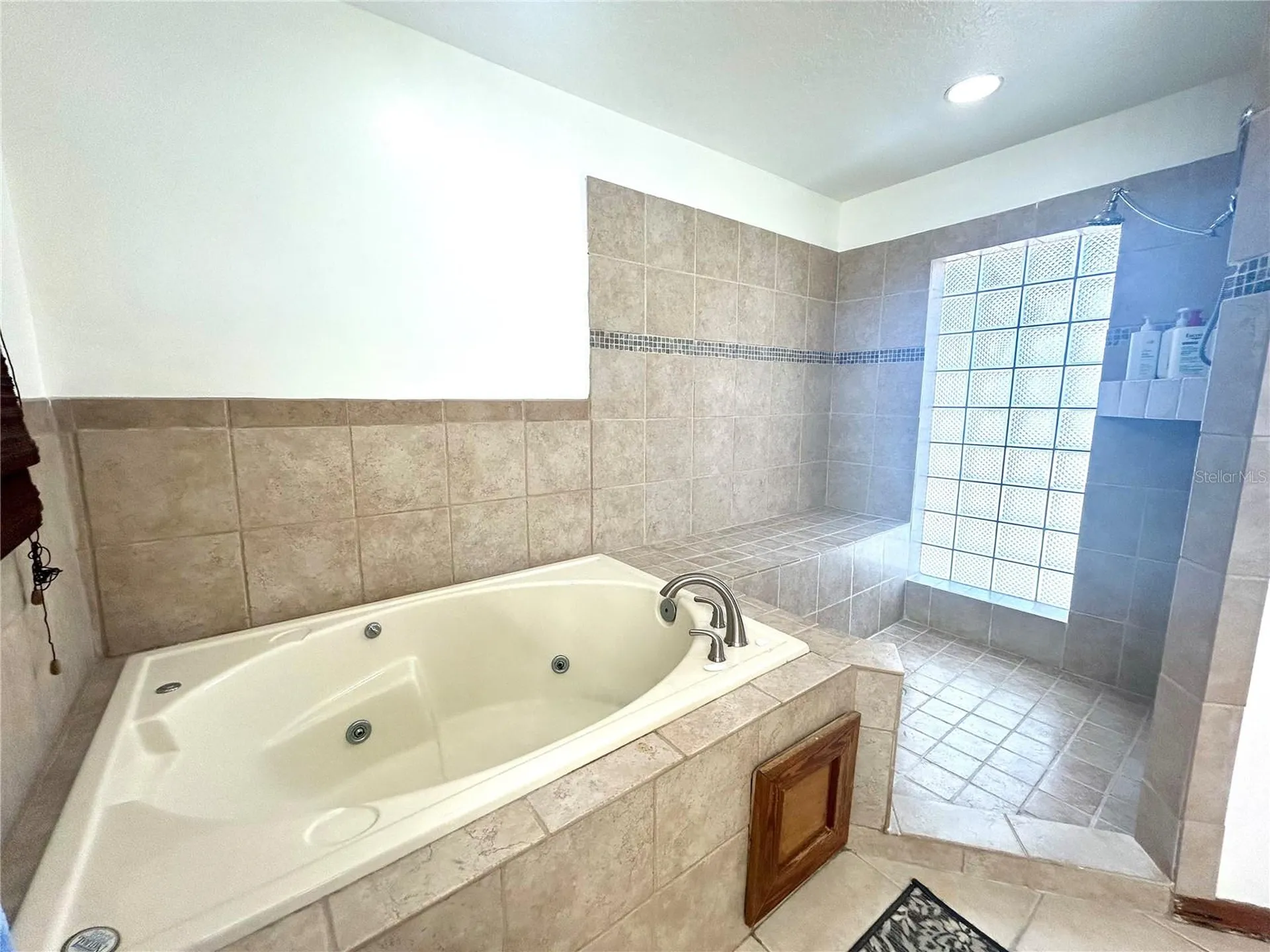 1729 Buckhorn Place Orlando FL 32825