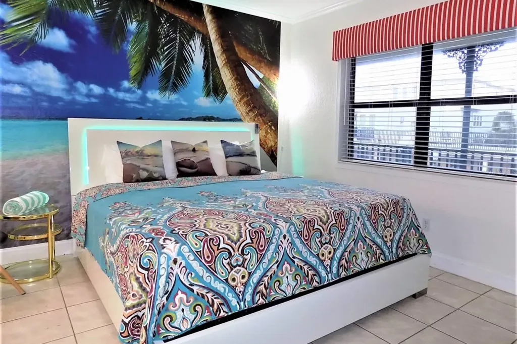 16333 Gulf Boulevard St Petersburg FL 33708