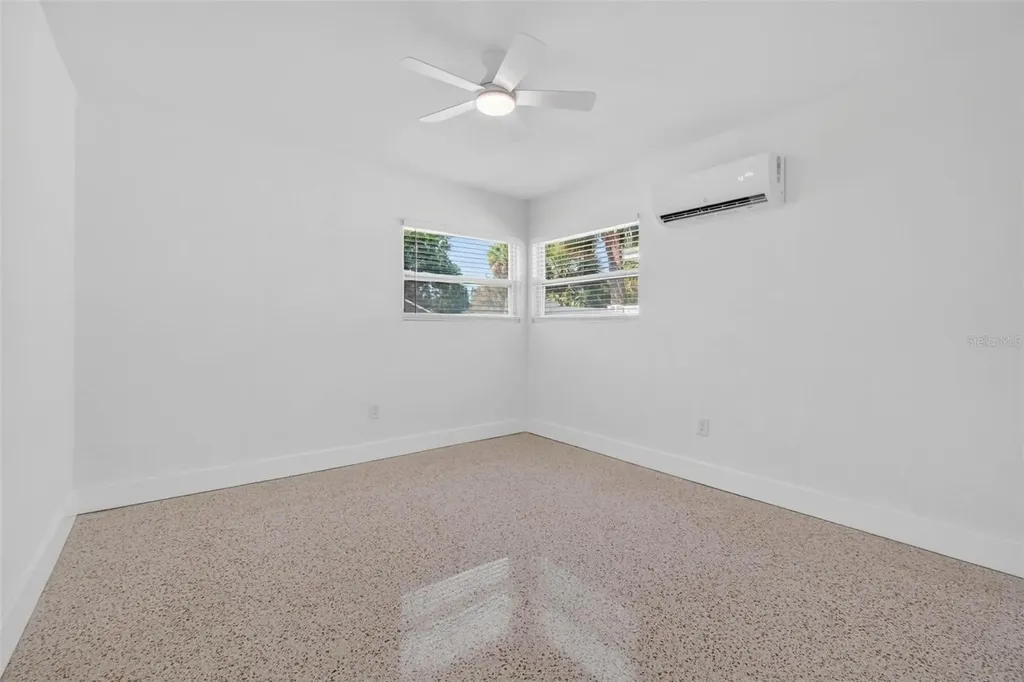 4029 3rd Avenue S St Petersburg FL 33711