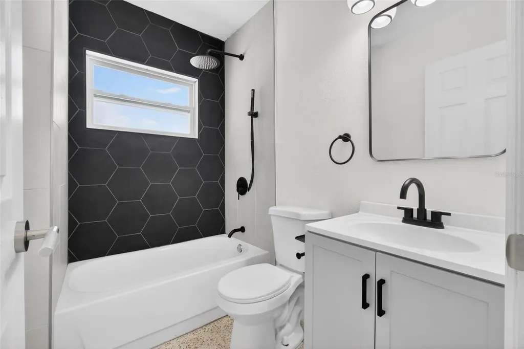 4029 3rd Avenue S St Petersburg FL 33711