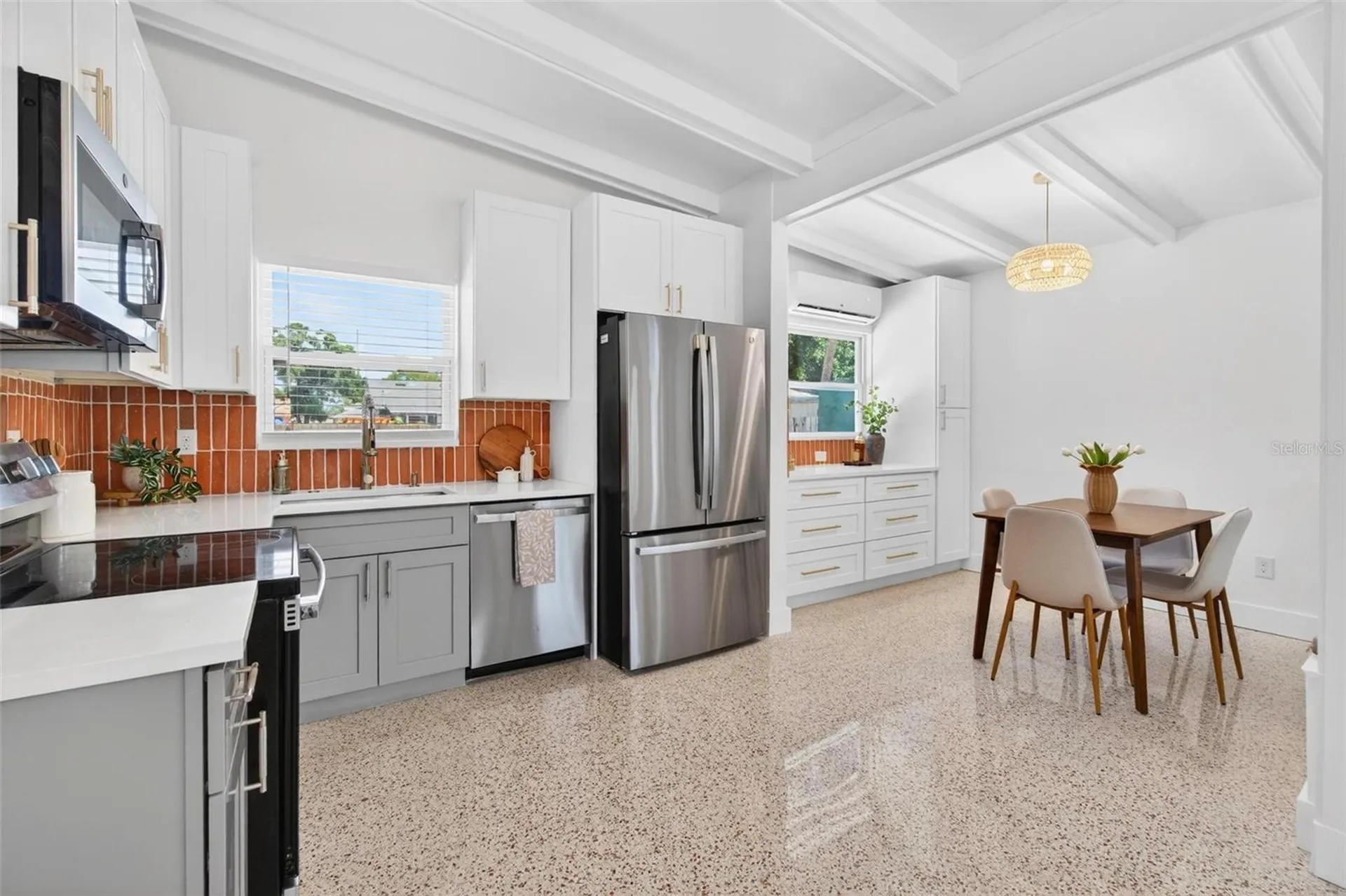 4029 3rd Avenue S St Petersburg FL 33711