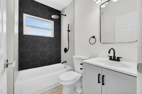 4029 3rd Avenue S St Petersburg FL 33711