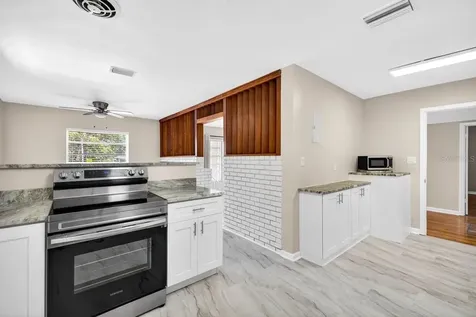 1310 W Woodlawn Avenue Tampa FL 33603