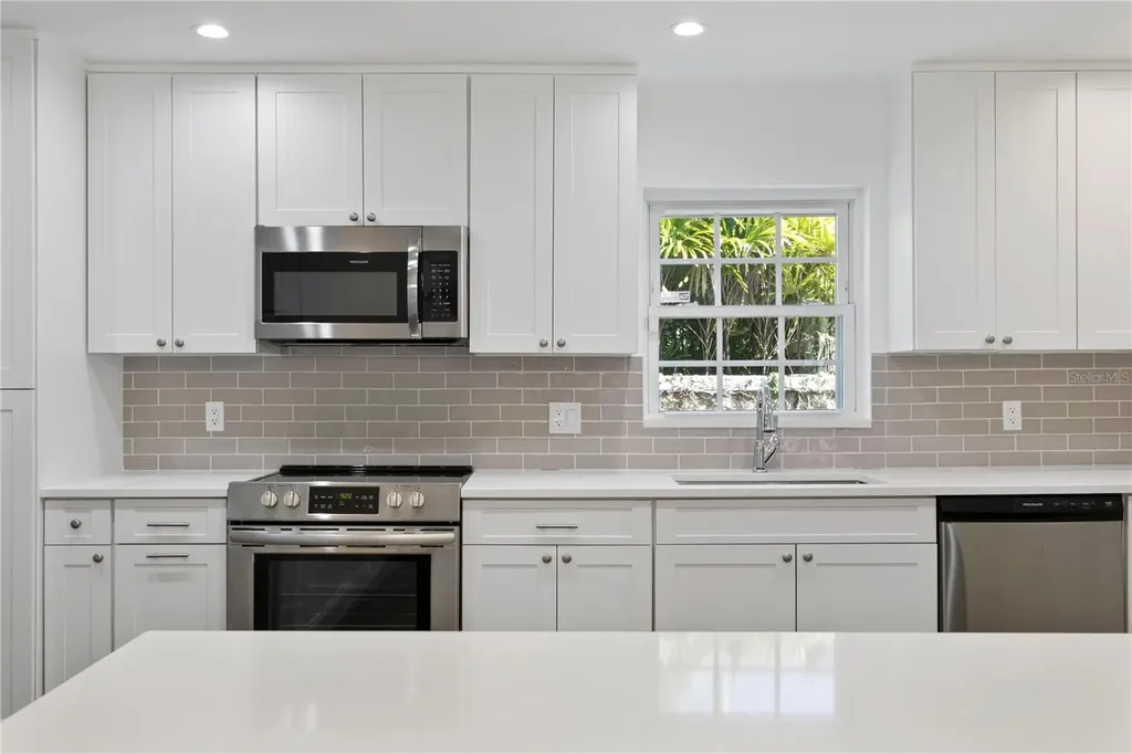 4704 W Brookwood Drive Tampa FL 33629
