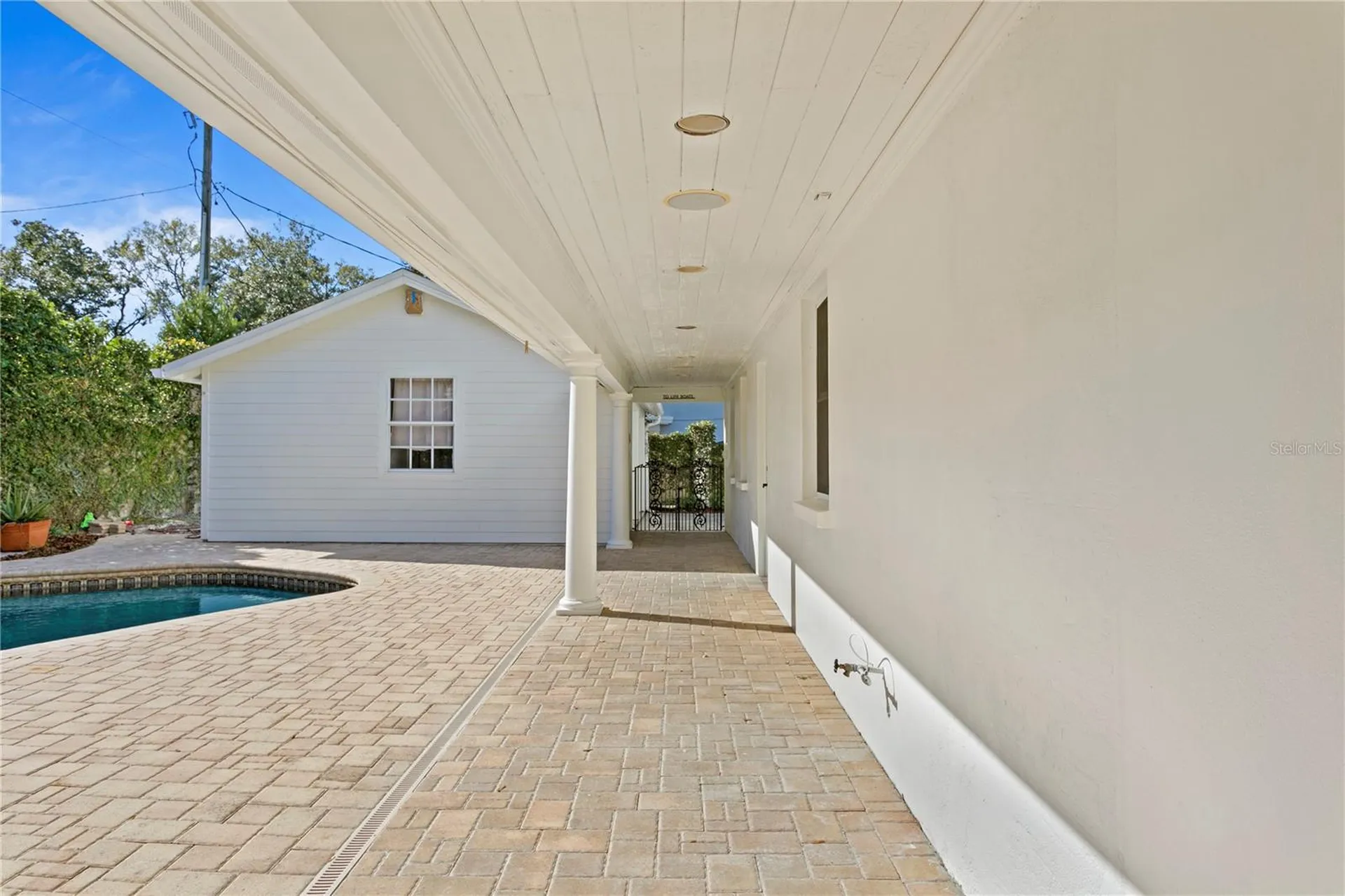 4704 W Brookwood Drive Tampa FL 33629