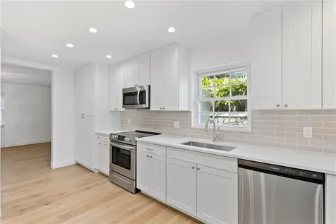 4704 W Brookwood Drive Tampa FL 33629
