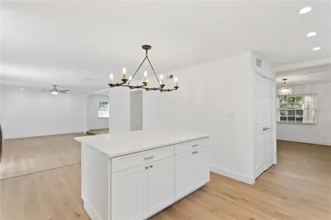 4704 W Brookwood Drive Tampa FL 33629